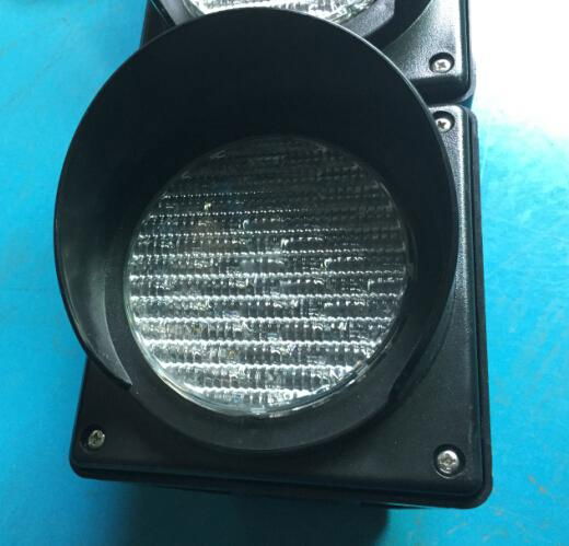 100mm Red  green LED traffic light with cobweb lens 2