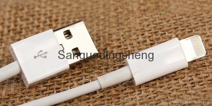 MFI approved cable for iPhone 4