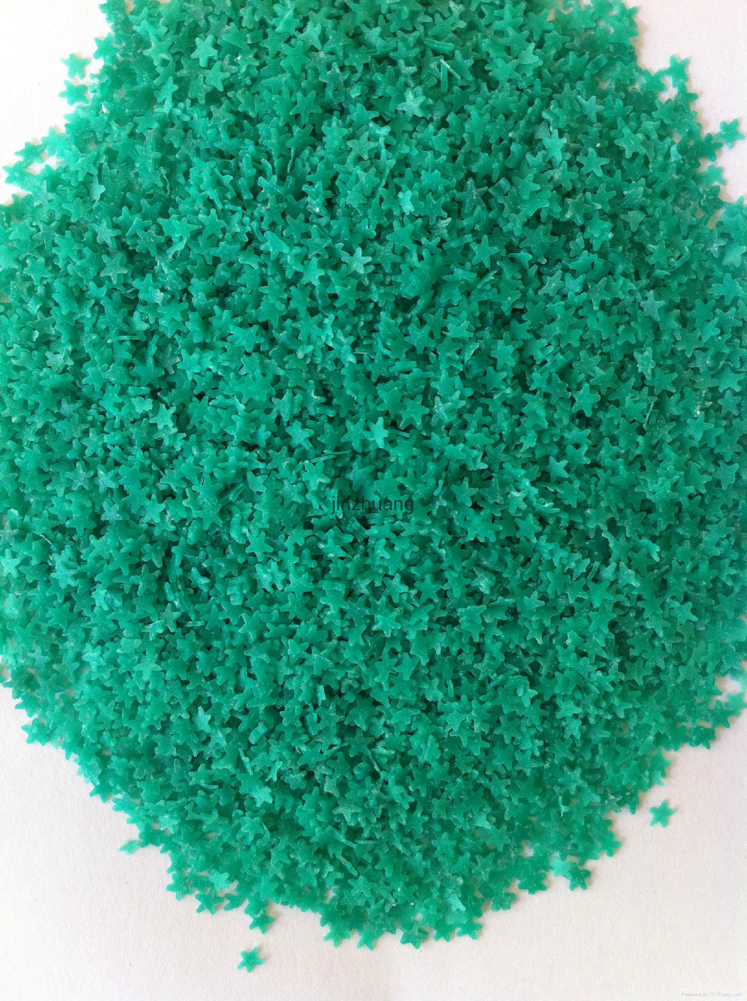 Novelty shaped speckles for detergent powder 3