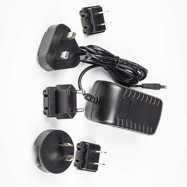 5V 3A 15W Interchangeable Plug Power Adapter 2