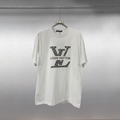 Louis Vuiton Embroidery Craftsmanship T Shirt Soft Comfotable Clothes in Summer