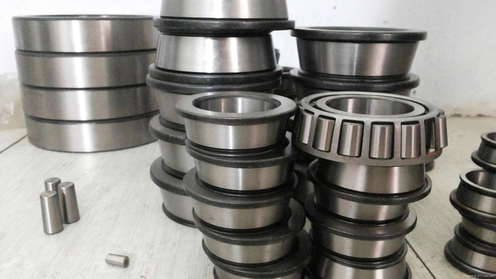 32224 tapered roller bearing 4