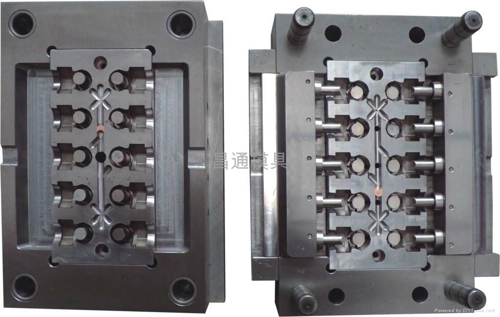 injectiong mould 3