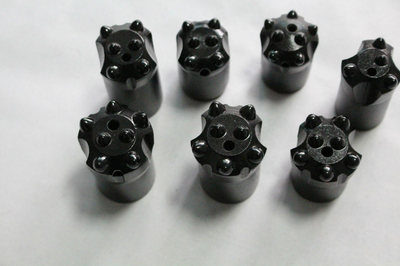 Hard carbide button bit 7buttons,11,12degree for mining 4