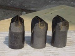Hard carbide chisel bit for iron and coal or road construction