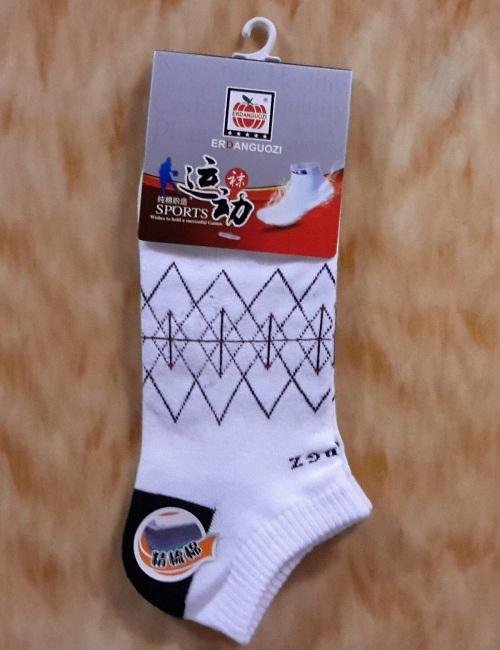 Newest quality soft male sport cotton socks bamboo fiber men socks