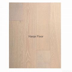 Brushed engineered wood flooring oak