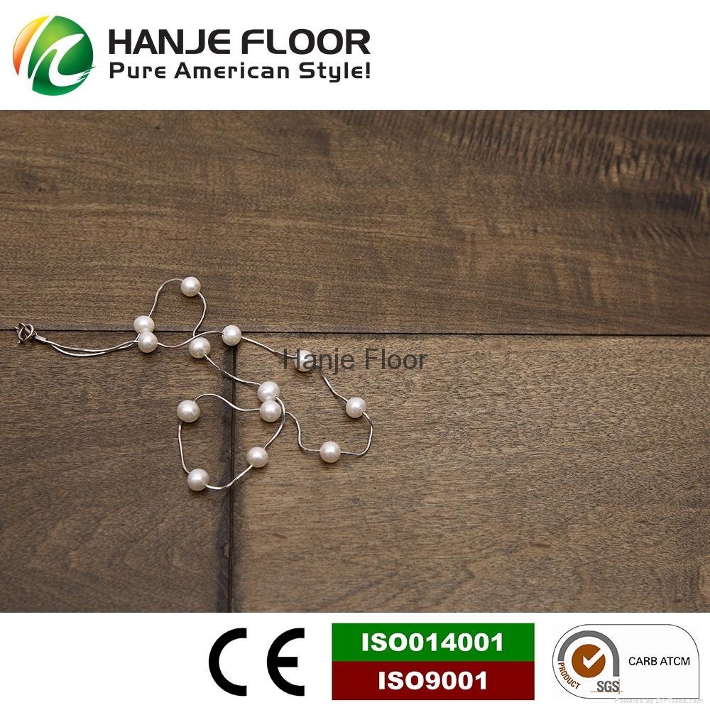 Maple engineered wooden flooring