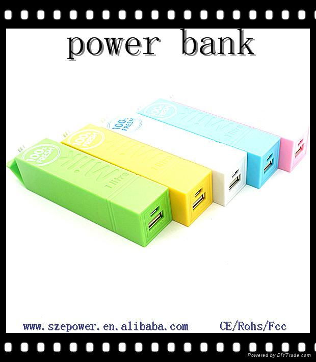 pupular hotsale high quality portable universal portable remax power bank  4