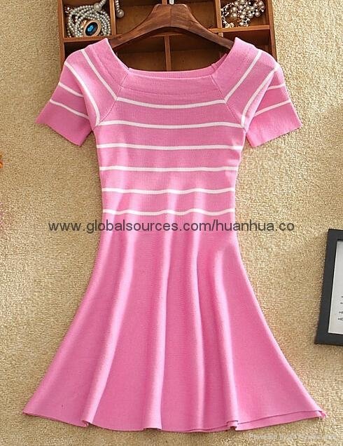 Fashionable lady's pink dress 4