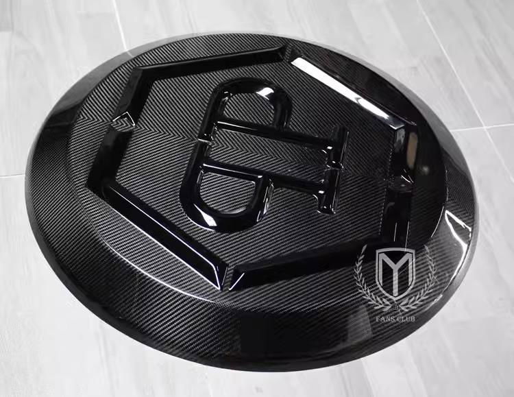 W463a carbon spare tyre cover 2