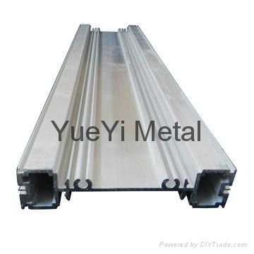 Aluminum alloy extrusion