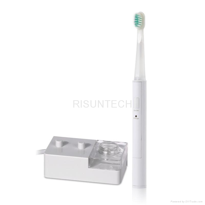 Rechargeable Sonic Pulse Electric Toothbrush RST2060 RISUN (China