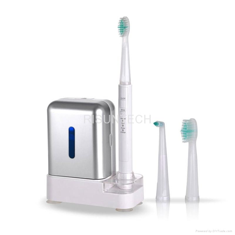Rechargeable Sonic Pulse Toothbrushwith UV Sanitizer 2
