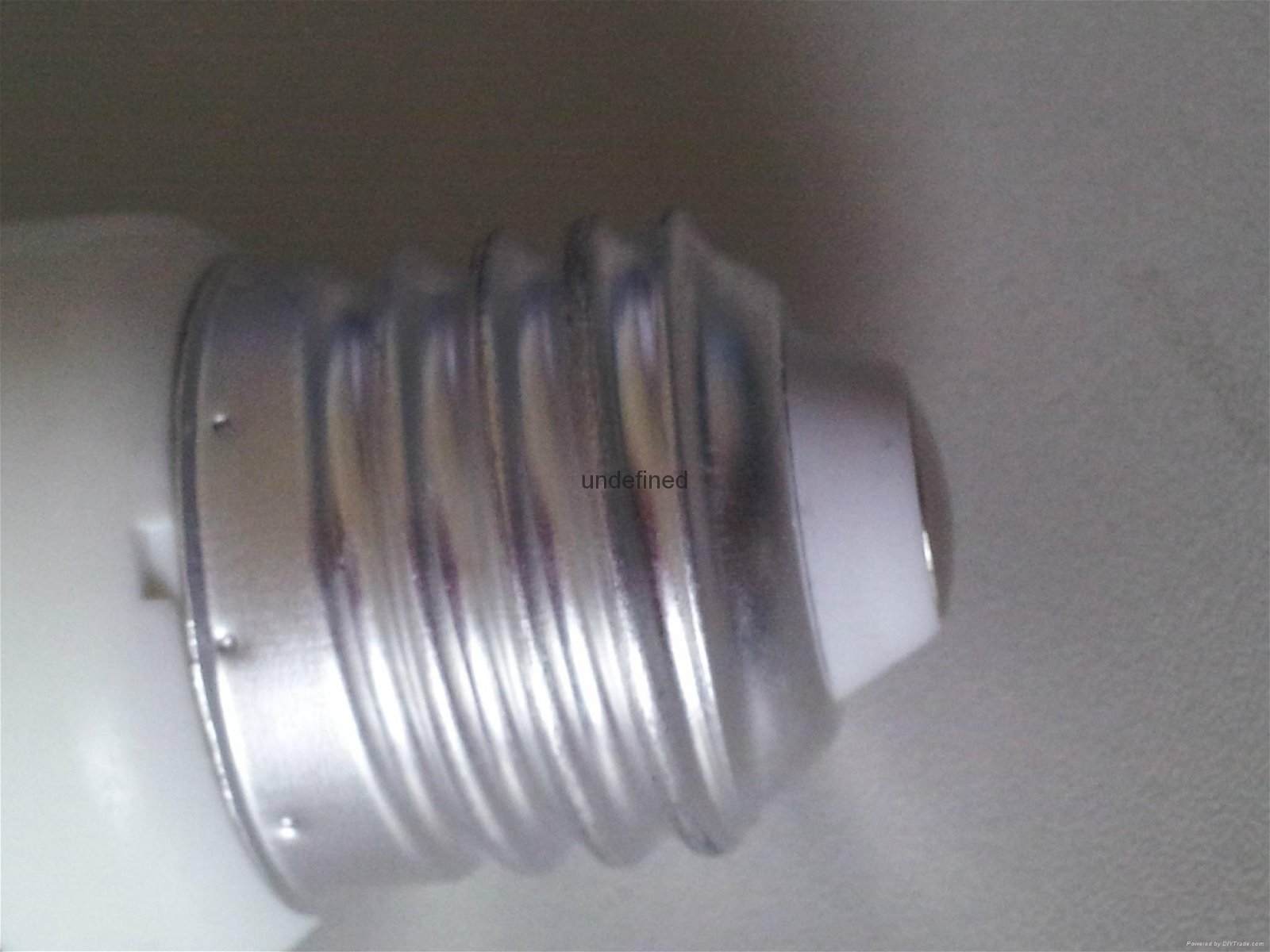 E27 Aluminum and Plastic E27 Base CE ROHS Certificated LED Bulb 4