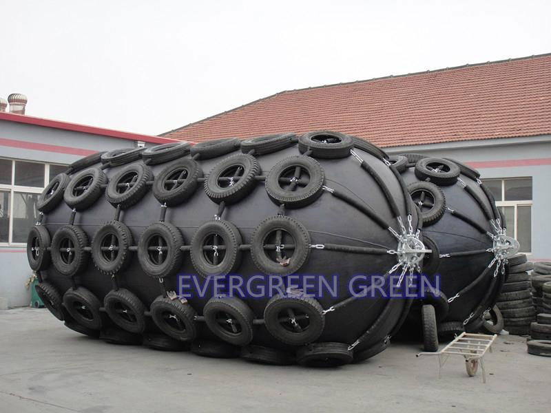 pneumatic rubber fenders for boats,ship,vessel. 5