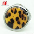  Round Shaped Epoxy Cosmetic Mirror 3