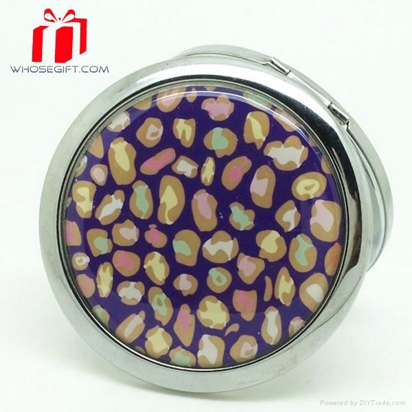  Round Shaped Epoxy Cosmetic Mirror 5