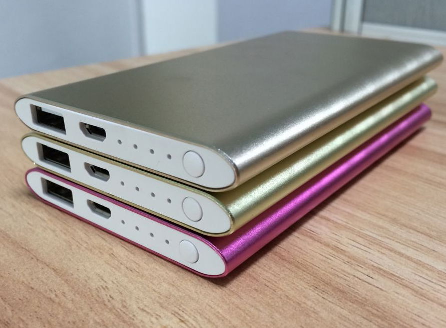 Power bank with aluminium alloy housing  3