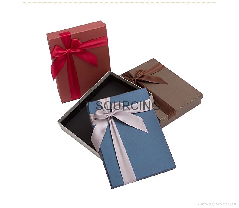 Customized paper gift box 5