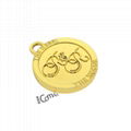 Custom gold 18K embossed designer custom clothing label cheap price 4