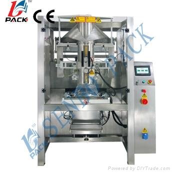 820 Middle Speeed Vertical Packing Machine