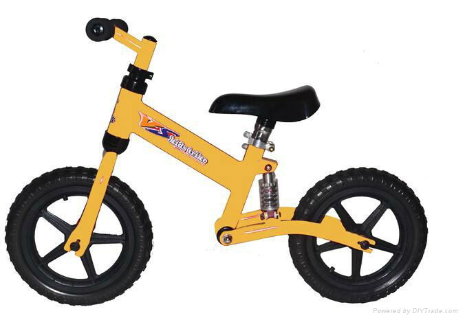 2015 Hot sale kid tricycle 4
