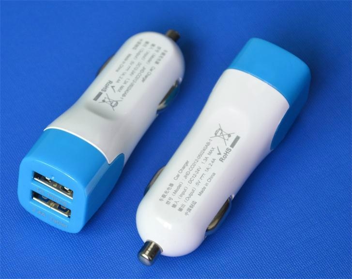 5V1A2.4A dual USB Car Charger