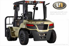 Hot sale Diesel Small Forklift Truck 1.5t