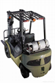 UN Gasoline Forklift Truck With CE 2