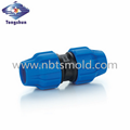 Compression fitting pipe fitting for