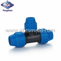 Compression fitting pipe fitting for