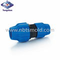 Compression fitting pipe fitting for