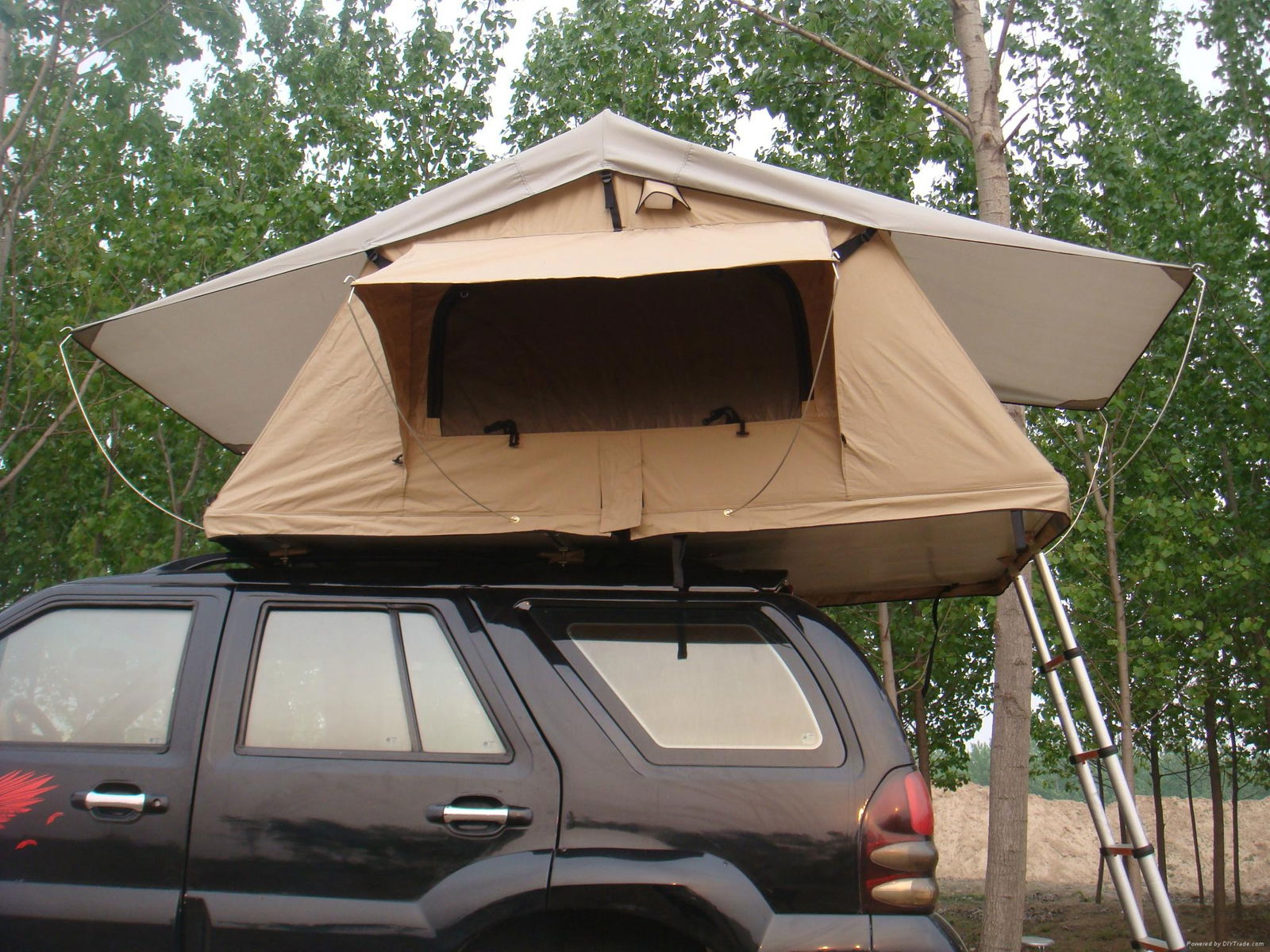 Deluxe Roof Tents/Jeep Roof Tents 2