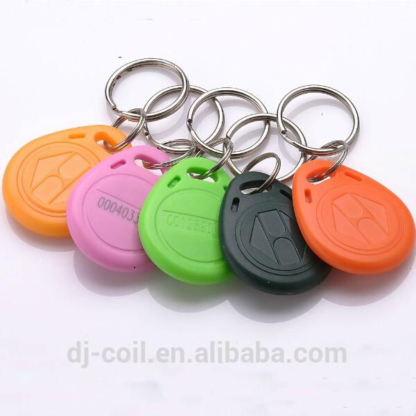 125KHz/13.56MHz key fob with metal ring and customized badge for access control