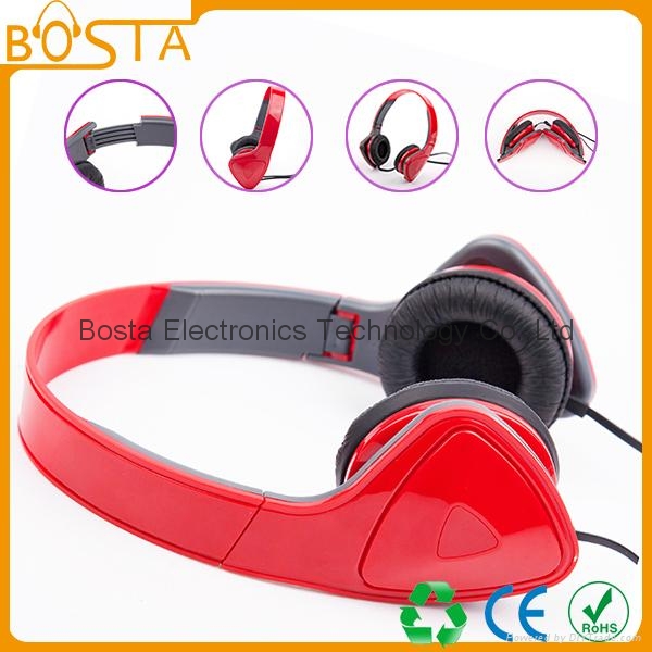 2015 New style fancy good quality triangular headphone H069 Bosta