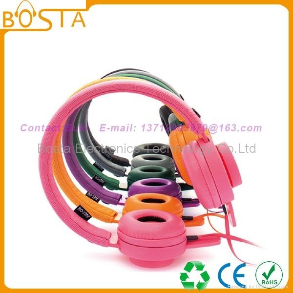 2015 New stylish good quality young colors headphone on sale 5