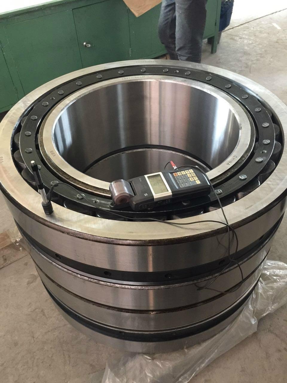 2077144 Four Row Tapered Bearing   3
