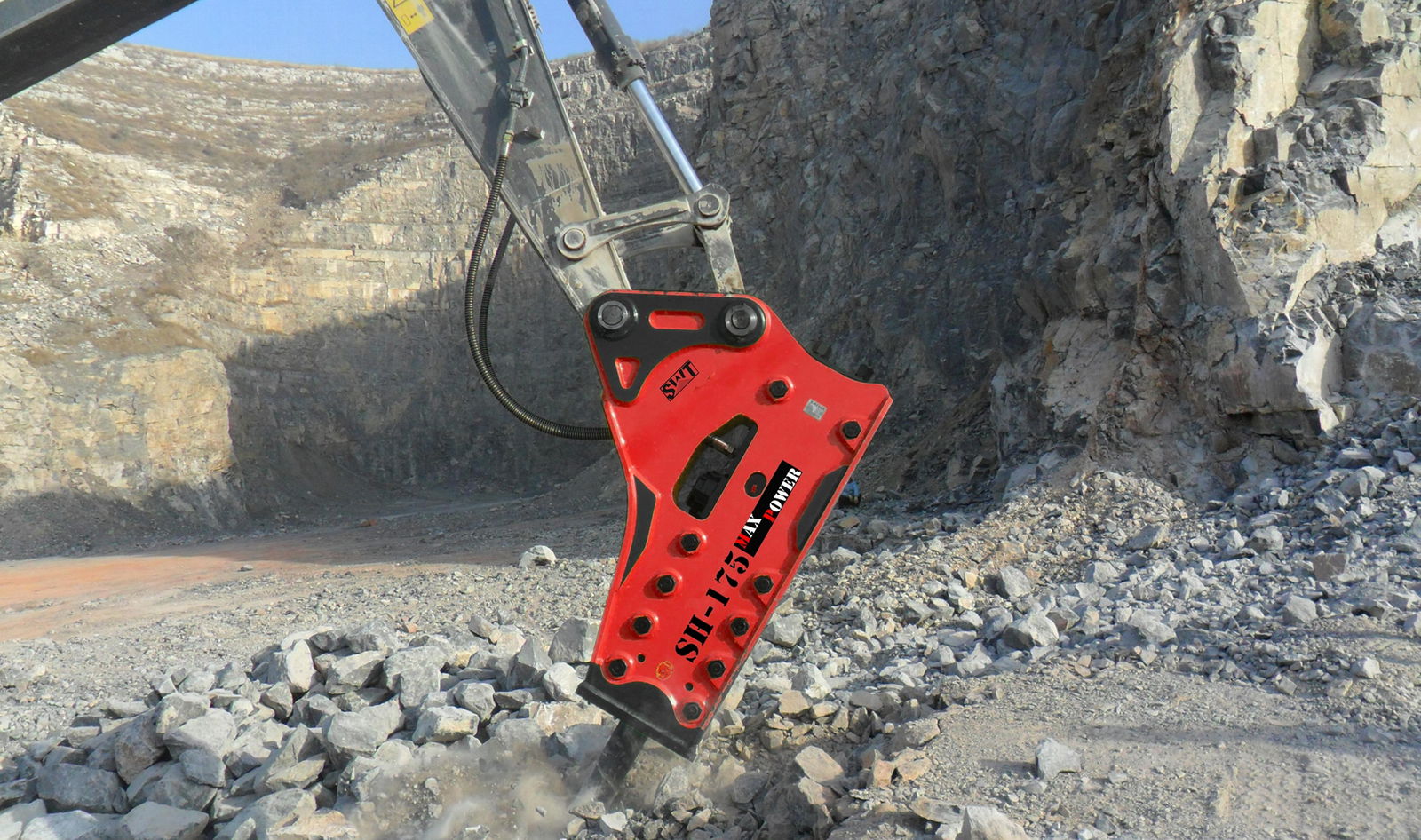 SWT hydraulic rock hammer attached to 20 ton excavator ST140 (China