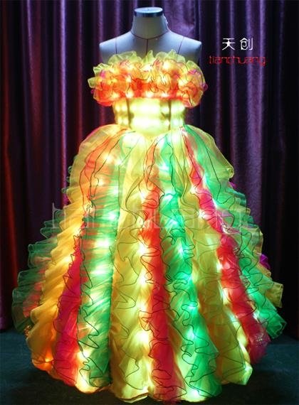 DMX512 controlled LED Light Long Dress 3
