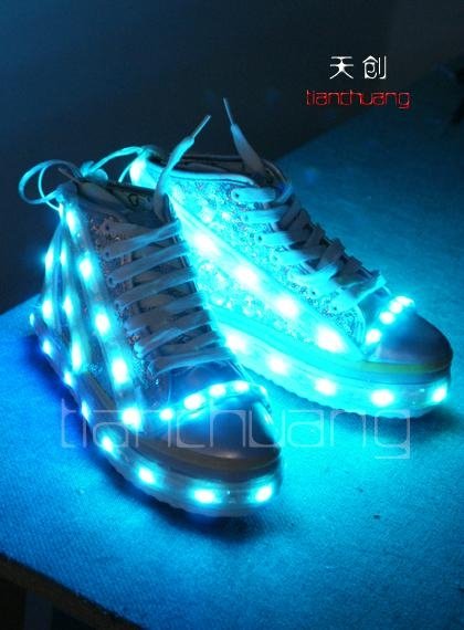 DMX512 controlled Fullcolor LED Shoes 4
