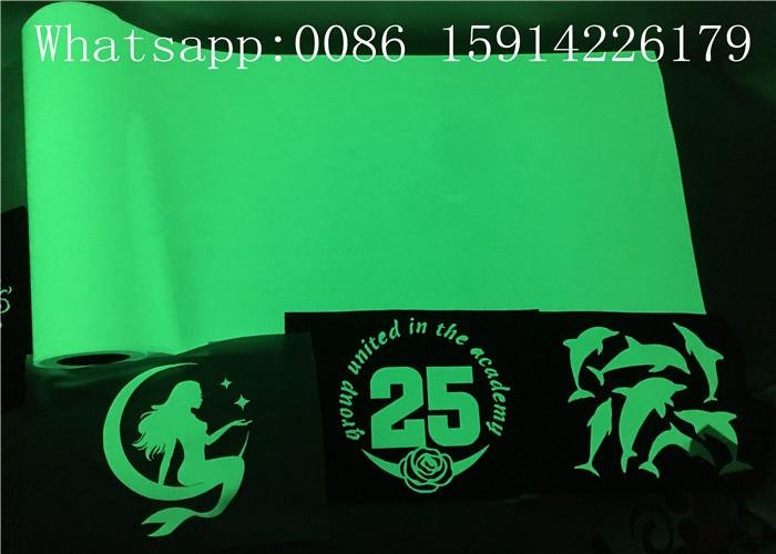 PU Material Glow In The Dark Heat Press Vinyl With Good Washing Resistance 3
