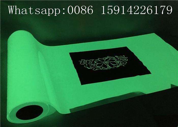 PU Material Glow In The Dark Heat Press Vinyl With Good Washing Resistance