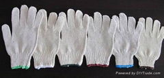 white cotton gloves hand gloves