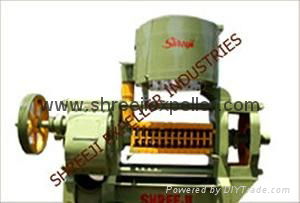 OIL EXPELLER MACHINE