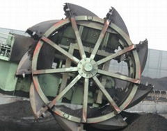 Cantilever bucket wheel stacker and