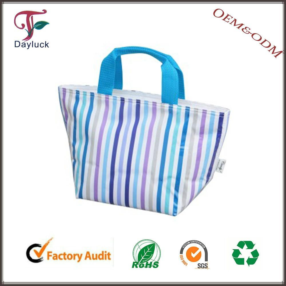 Insulating effect aluminium foil non woven cooler bag  3