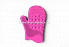 silicone makeup cleaning gloves with many colors