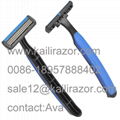triple blade rubber handle disposable razor 