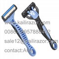 3 blade rubber handle disposable shaving razor  1